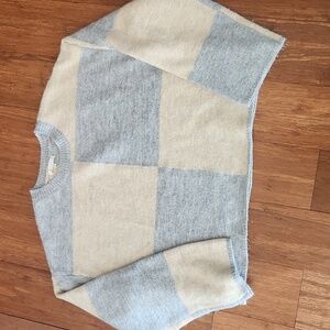 Z supply size large sweater